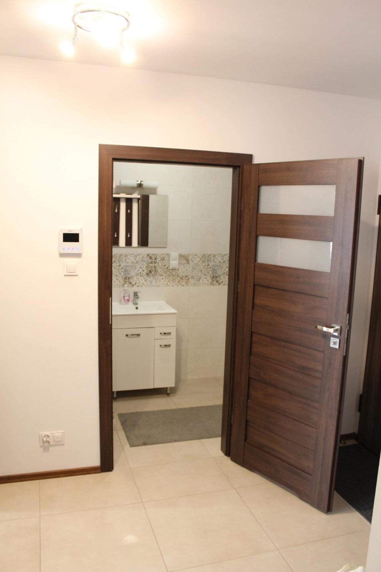 Nowe Wyposazone Mieszkanie Blisko Centrum Dla 4-os Apartment