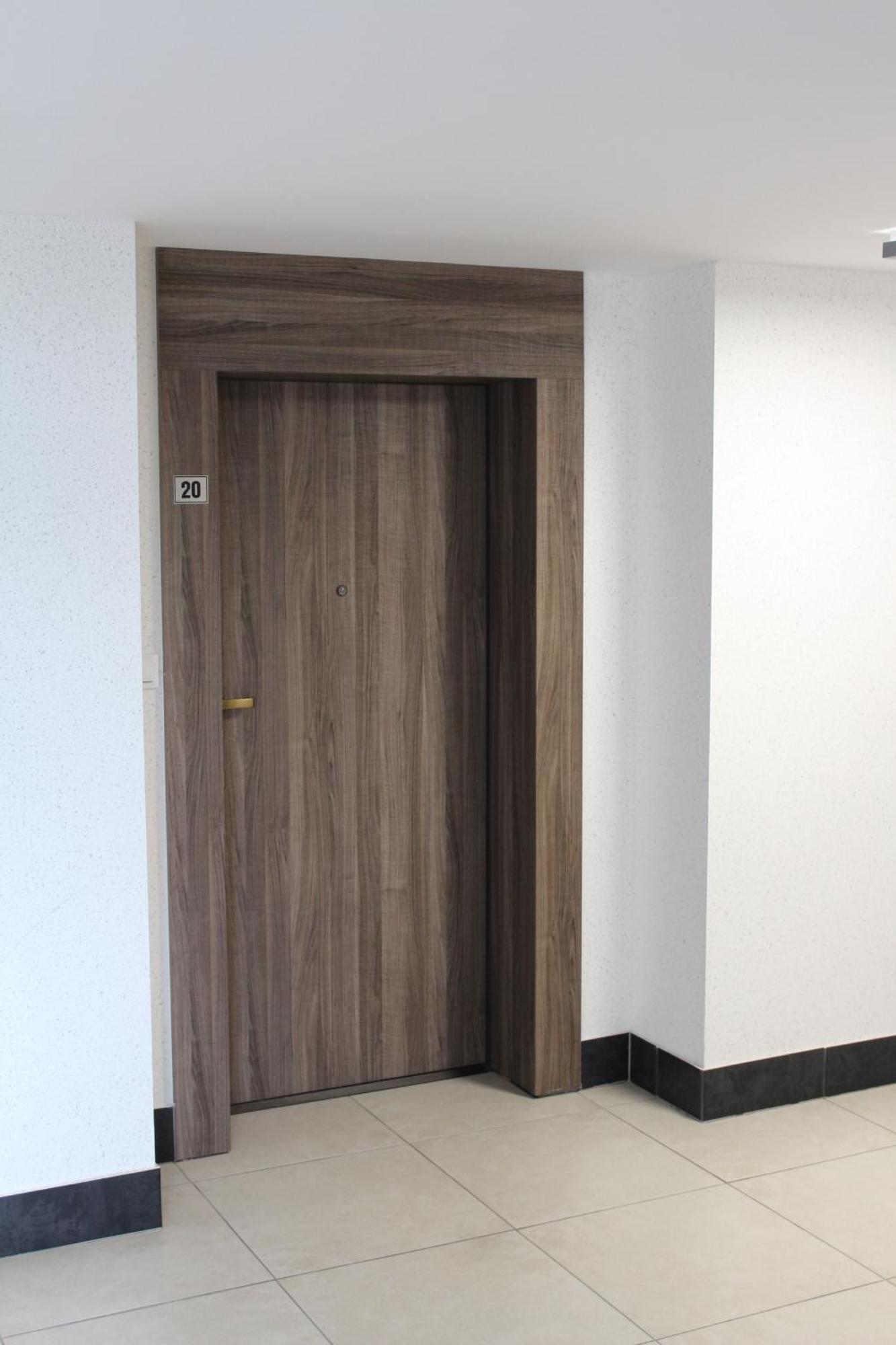 Nowe Wyposazone Mieszkanie Blisko Centrum Dla 4-os Apartment